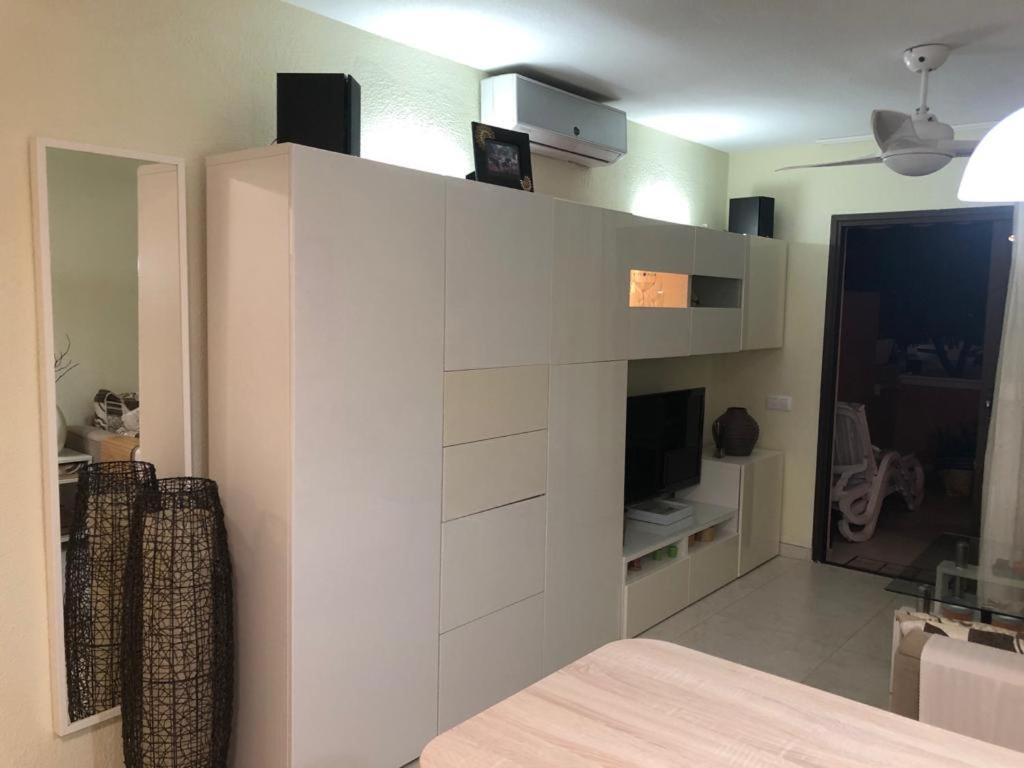 Apartamento Las Vistas Beach - Tenerife Royal Gardens 플라야데라스아메리카스 외부 사진